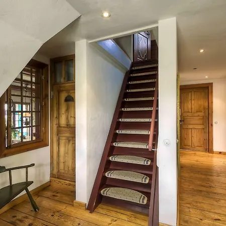 Tom Diek Apartmán